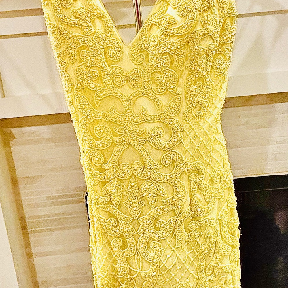 🍋 Primavera Couture Yellow Beaded Dress – Size 12 🍋 - Picture 5 of 16